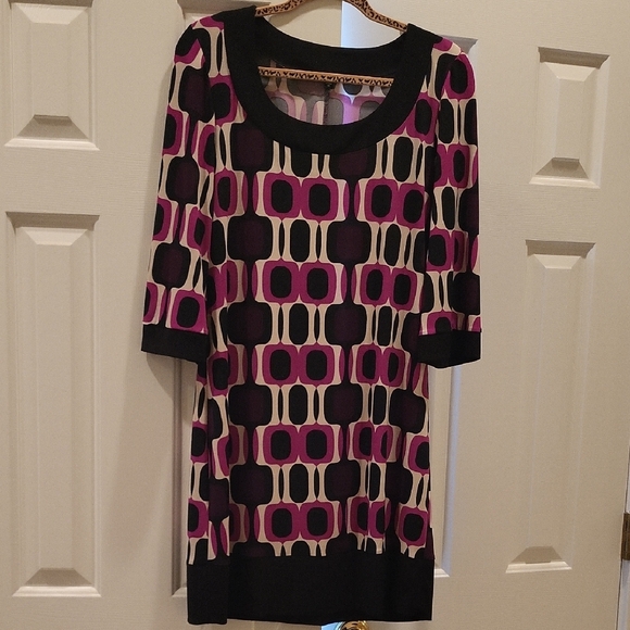 Tiana B. Purple and White Sheath Dress with Cuffed 3/4 Sleeves - Picture 3 of 3